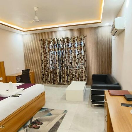Shree R.C.Vatika Hotel Motihari Bagian luar foto