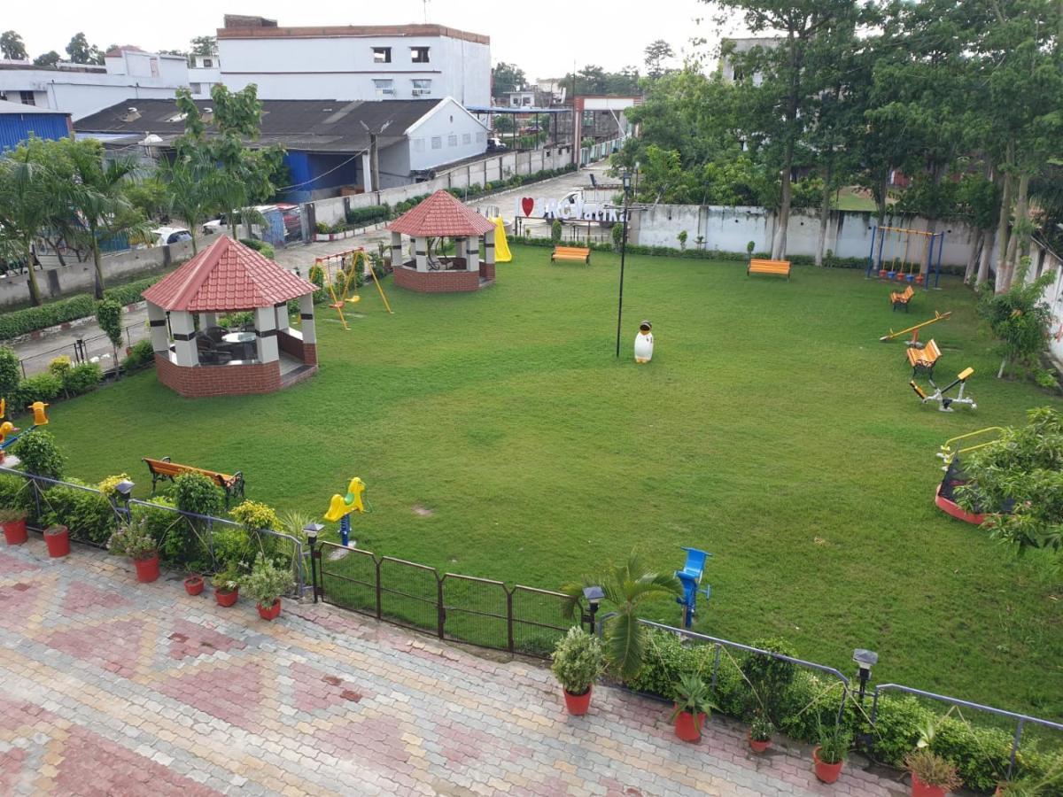 Shree R.C.Vatika Hotel Motihari Bagian luar foto