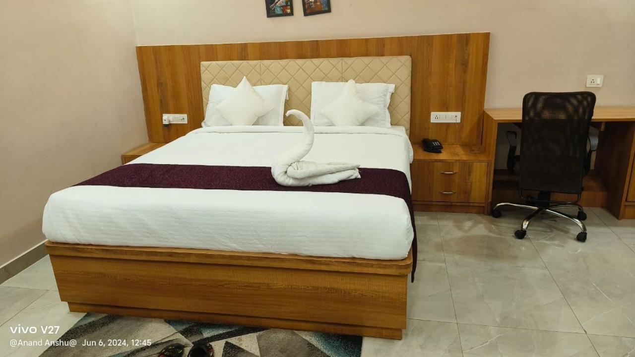 Shree R.C.Vatika Hotel Motihari Bagian luar foto