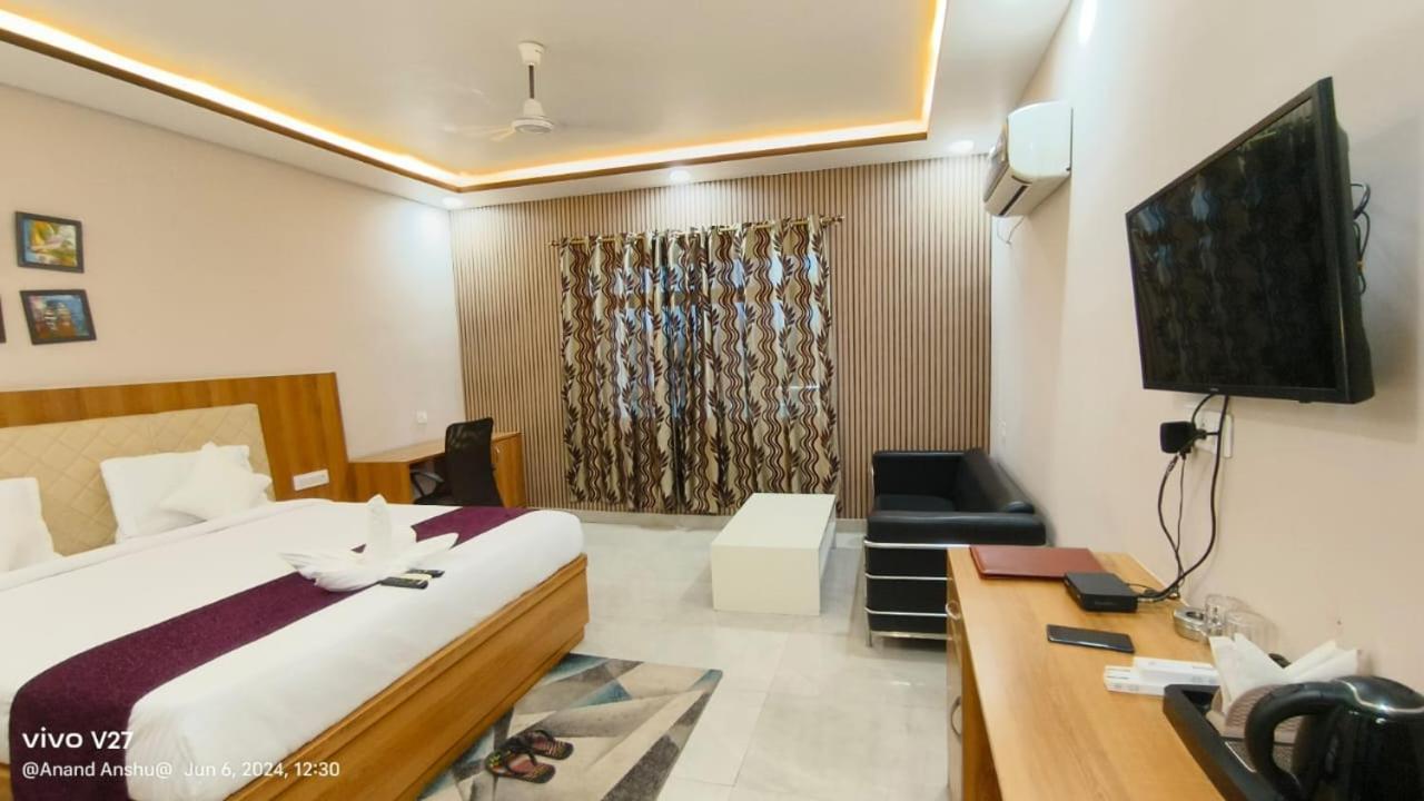 Shree R.C.Vatika Hotel Motihari Bagian luar foto